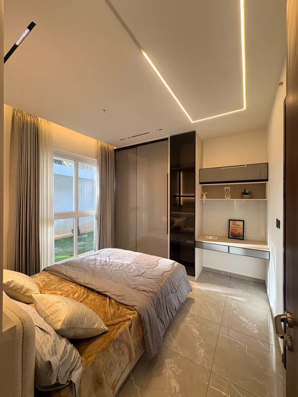 Myhna Vistara sample flat master bedroom interior