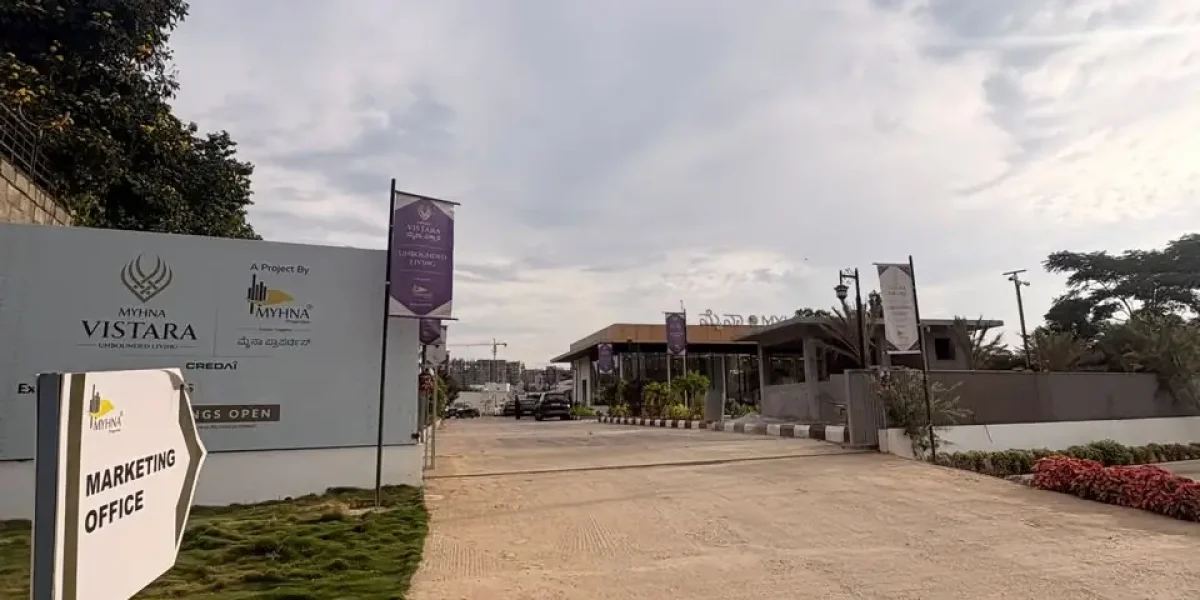Myhna Vistara marketing office on CDP Road Gunjur